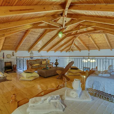 John Dimeon Kato Achaia With Pool - Happy パトラ