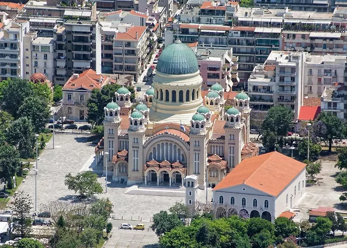 John Dimeon Kato Achaia With Pool - Happy