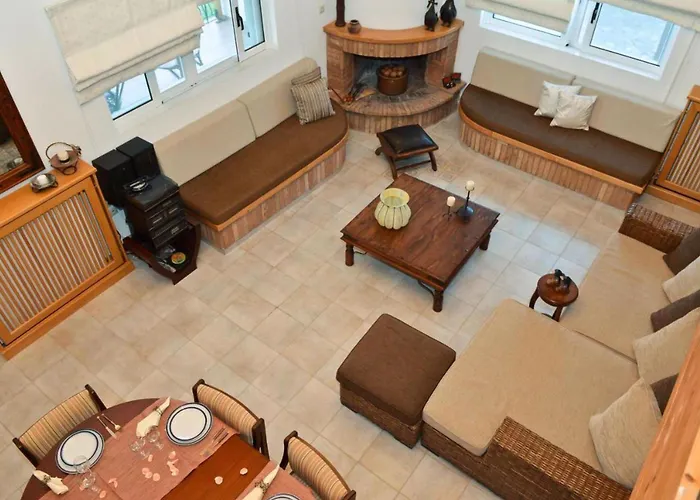 John Dimeon Kato Achaia With Pool - Happy וילה *