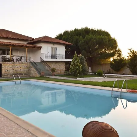 John Dimeon Kato Achaia With Pool - Happy * Patras