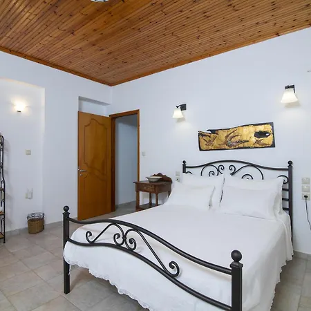 Villa John Dimeon Kato Achaia With Pool - Happy *