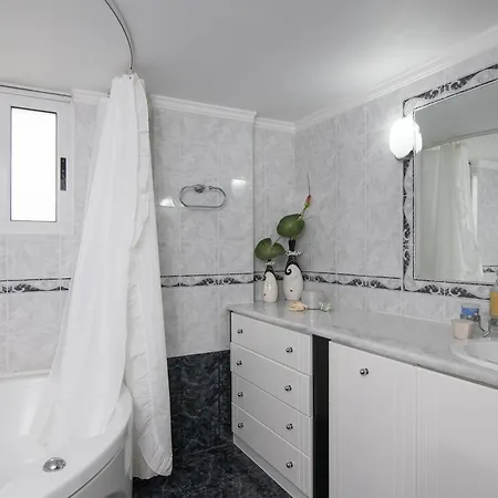 John Dimeon Kato Achaia With Pool - Happy Villa *