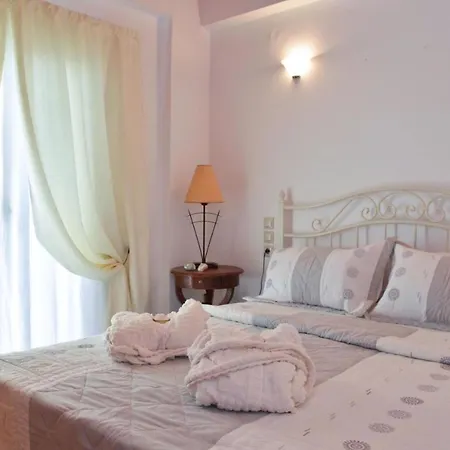 John Dimeon Kato Achaia With Pool - Happy Patras