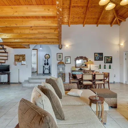 John Dimeon Kato Achaia With Pool - Happy Villa *