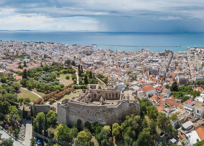 빌라 John Dimeon Kato Achaia With Pool - Happy *