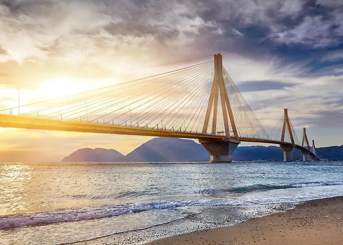 John Dimeon Kato Achaia With Pool - Happy 파트라