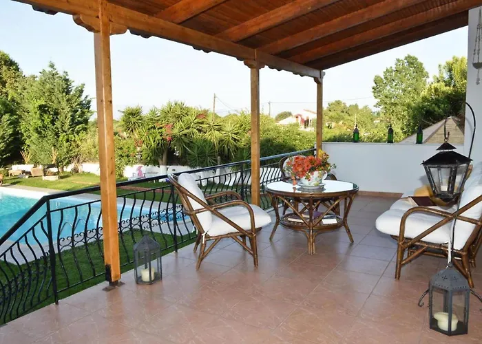 John Dimeon Kato Achaia With Pool - Happy 别墅 帕特雷